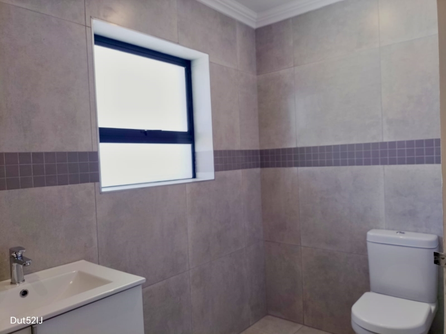 3 Bedroom Property for Sale in Fraaiuitsig Western Cape